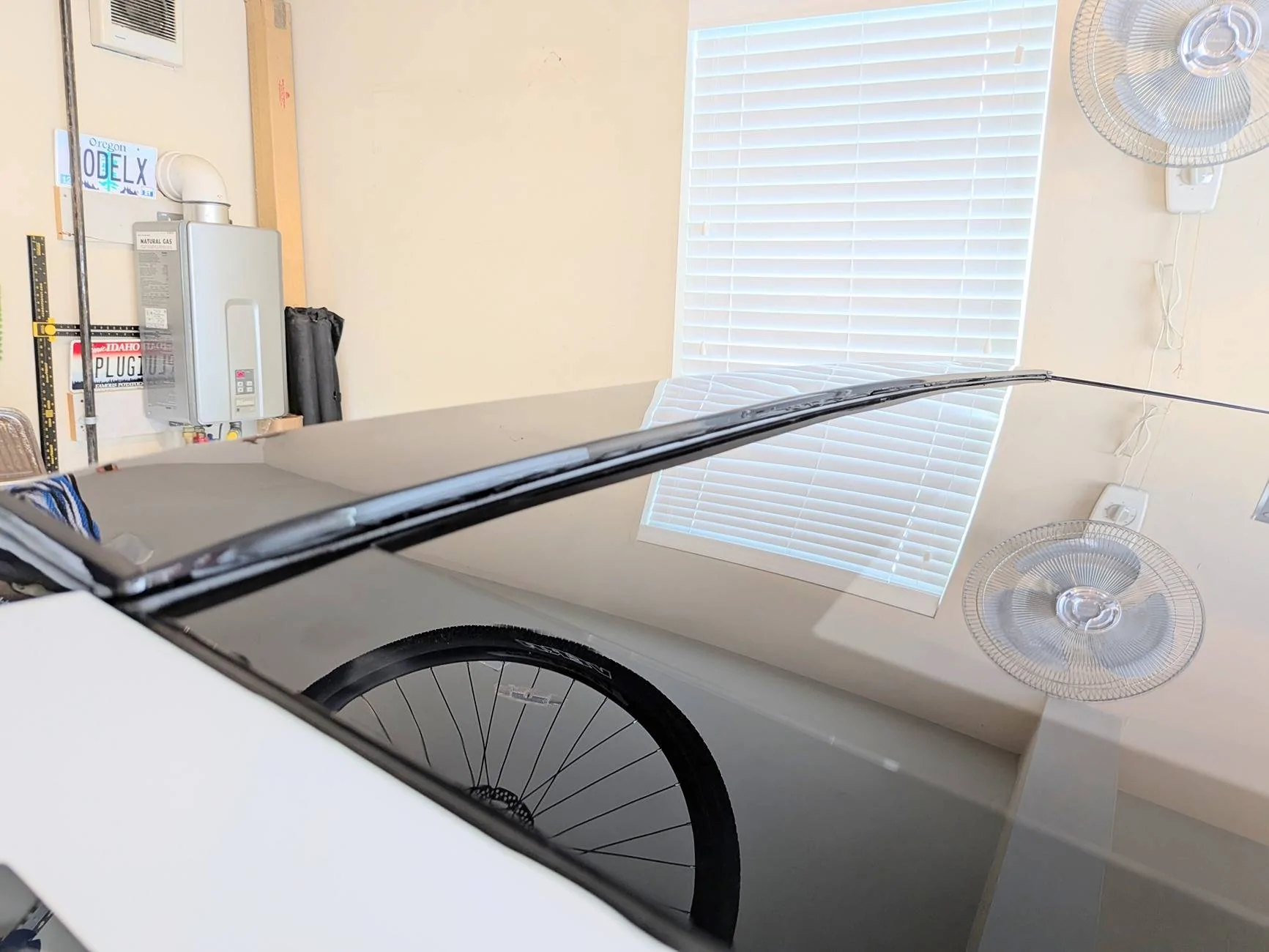 Tesla Cybertruck Adding black RTV to the light bar PXL_20250618_014356659.MP~2