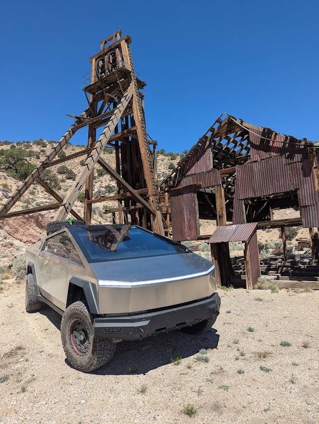 Tesla Cybertruck REVIEW: CYBERTRUCKco prototype rear bumper PXL_20250614_175849885