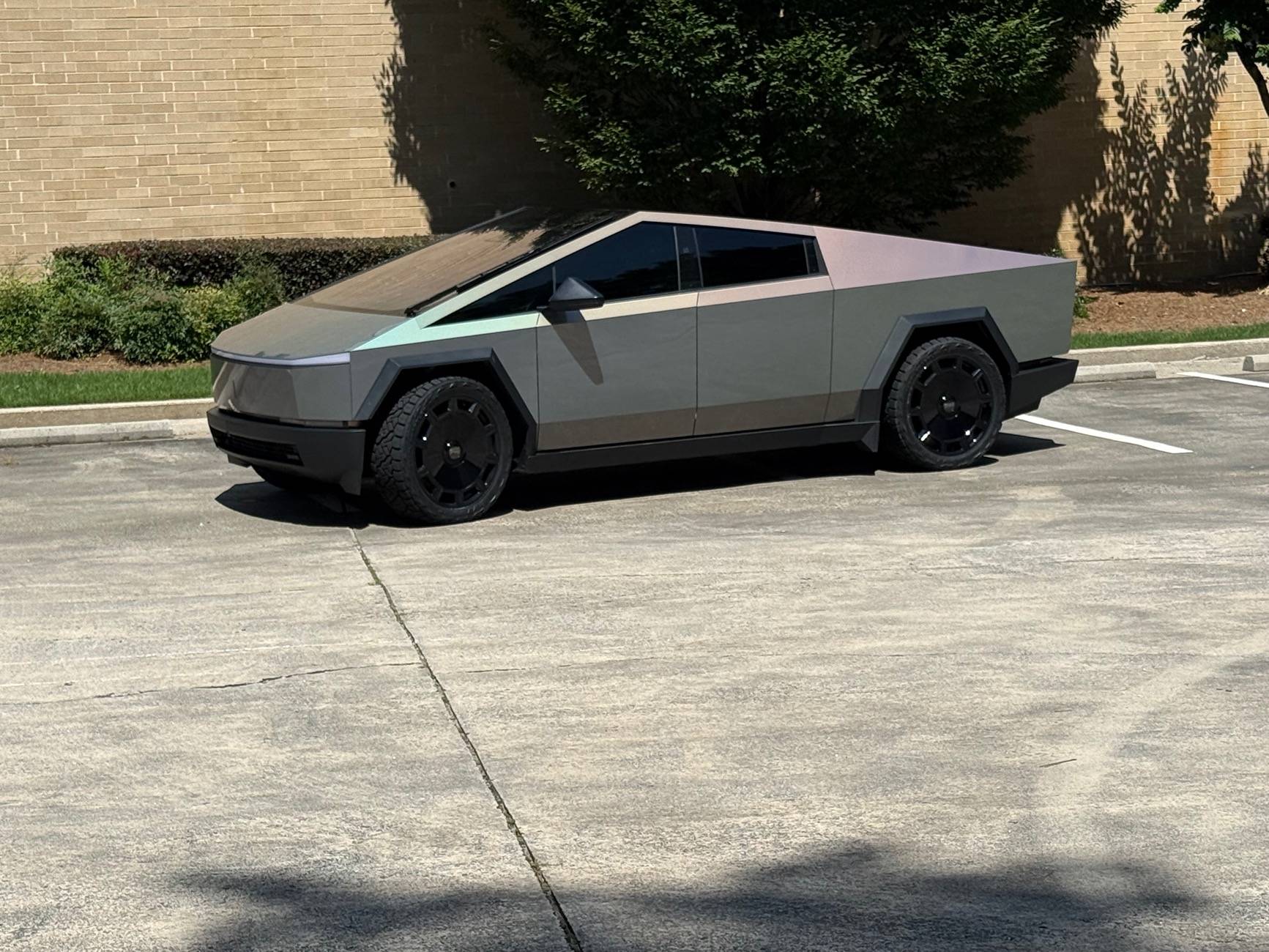 Tesla Cybertruck Daily random Cybertruck photos thread - Post Yours! 📸 🤳 IMG_0657