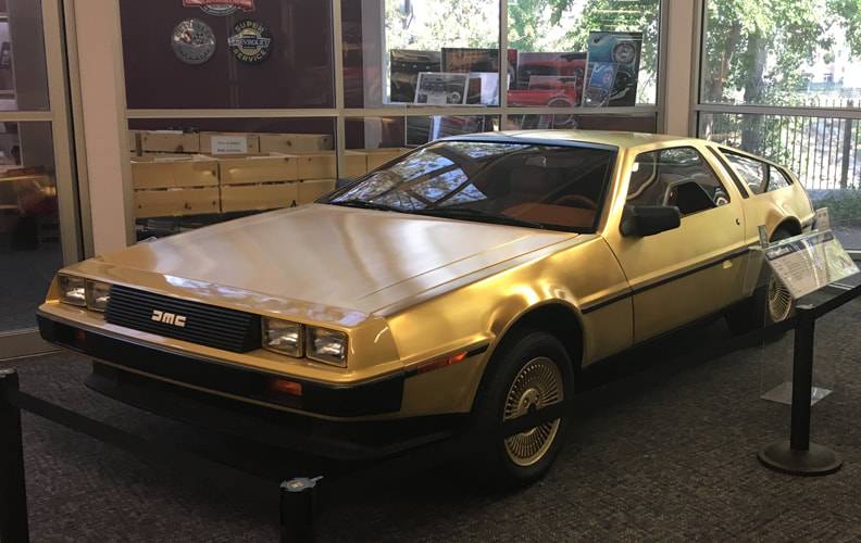 Tesla Cybertruck Painting vs Wrapping Cybertruck reno-gold-seh-photo-sml_ori