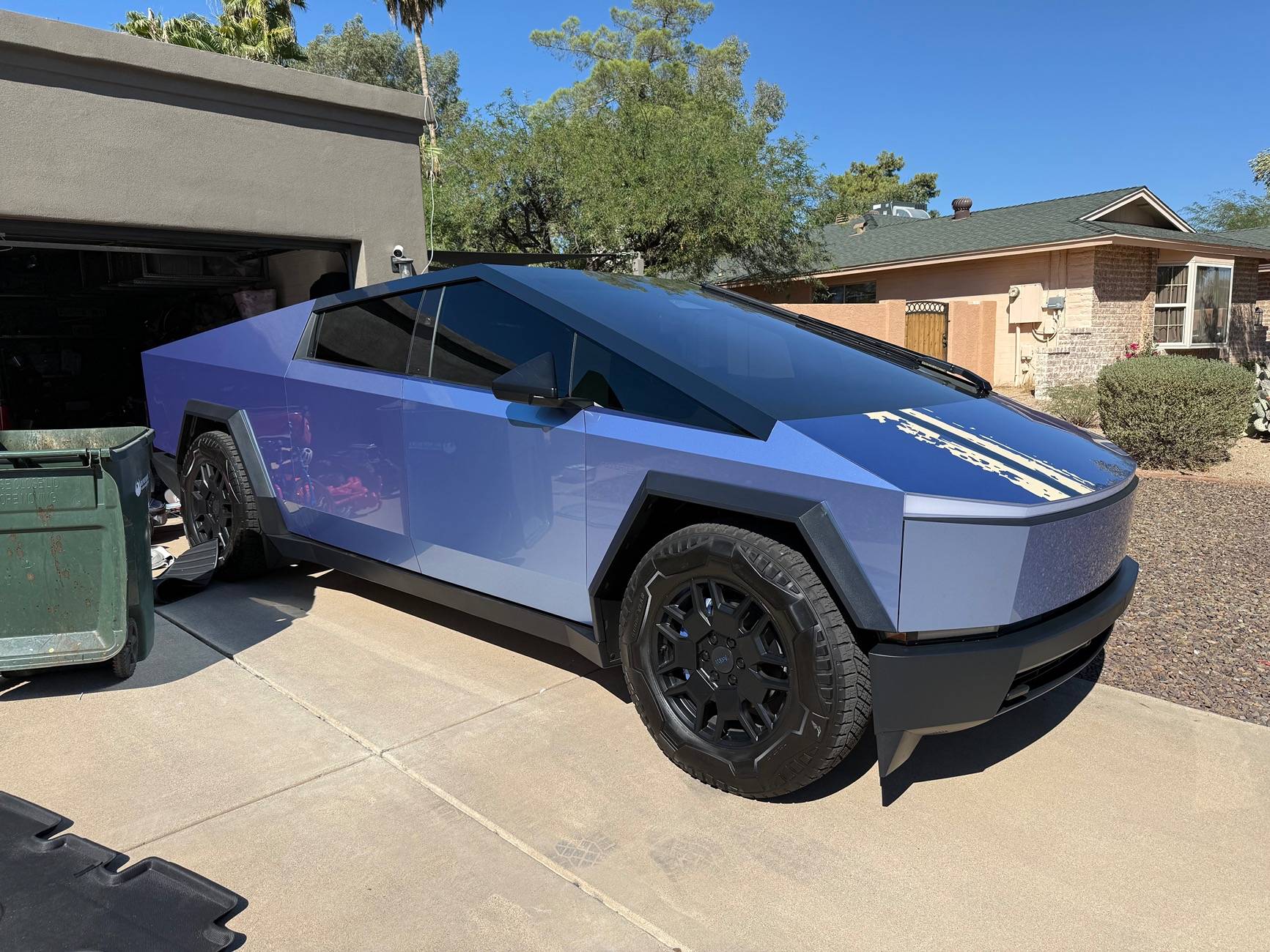 Tesla Cybertruck Picture of pillar delete wrap with cap/rack? IMG_0264