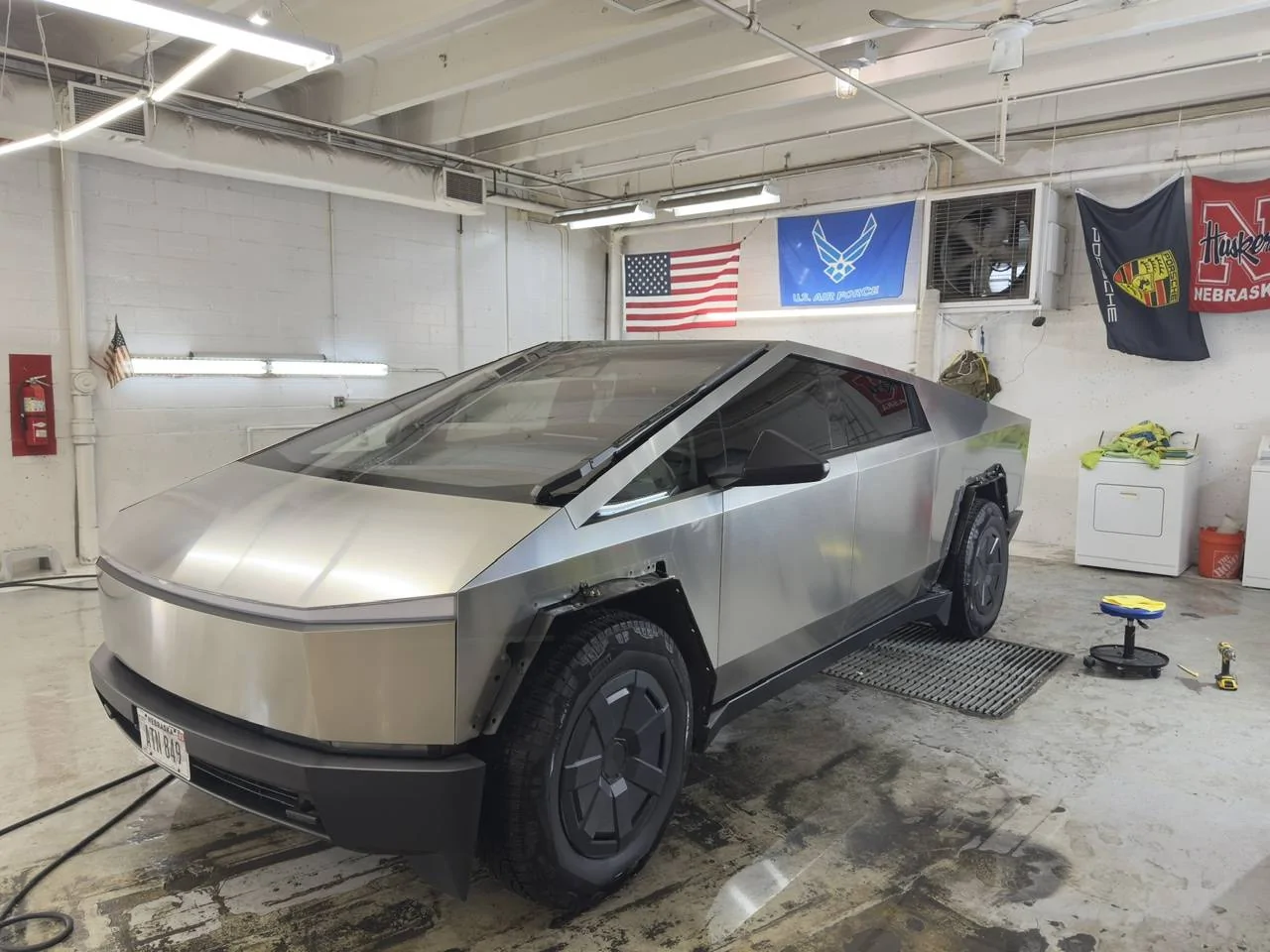 Tesla Cybertruck Daily random Cybertruck photos thread - Post Yours! 📸 🤳 IMG_2964
