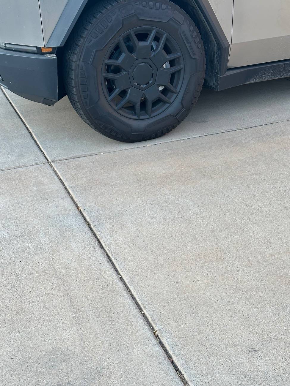 Tesla Cybertruck 🚀BestEvMod- New Release for Cybertruck Owners! Wheel Fairing Delete Covers IMG_3107