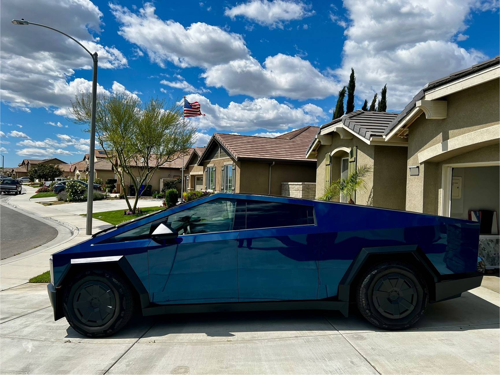 Tesla Cybertruck Daily random Cybertruck photos thread - Post Yours! 📸 🤳 IMG_5535