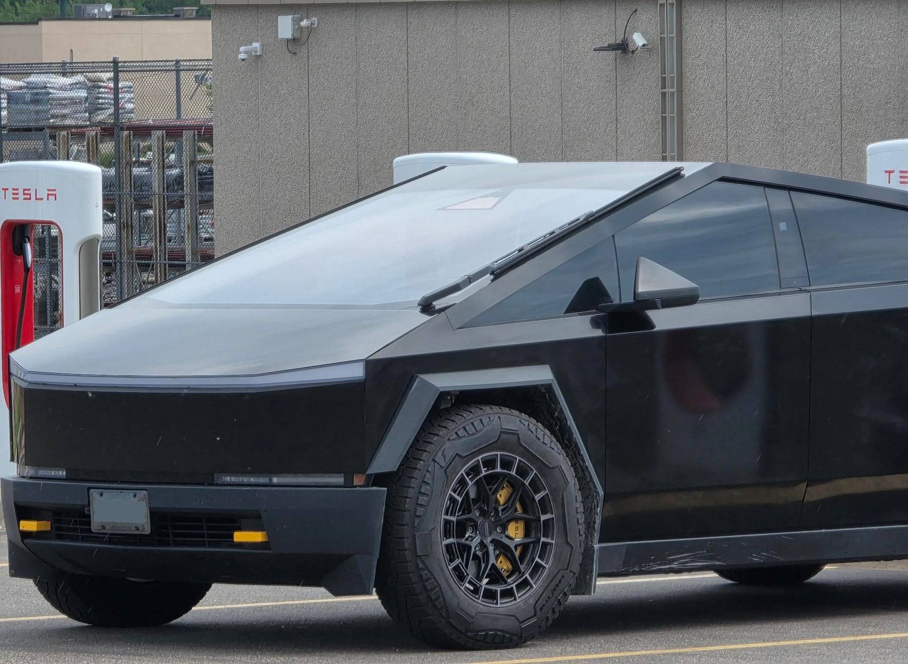 Tesla Cybertruck Daily random Cybertruck photos thread - Post Yours! 📸 🤳 cyber3