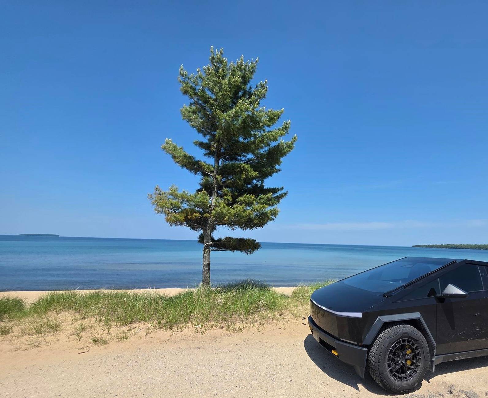 Tesla Cybertruck Daily random Cybertruck photos thread - Post Yours! 📸 🤳 cyber5