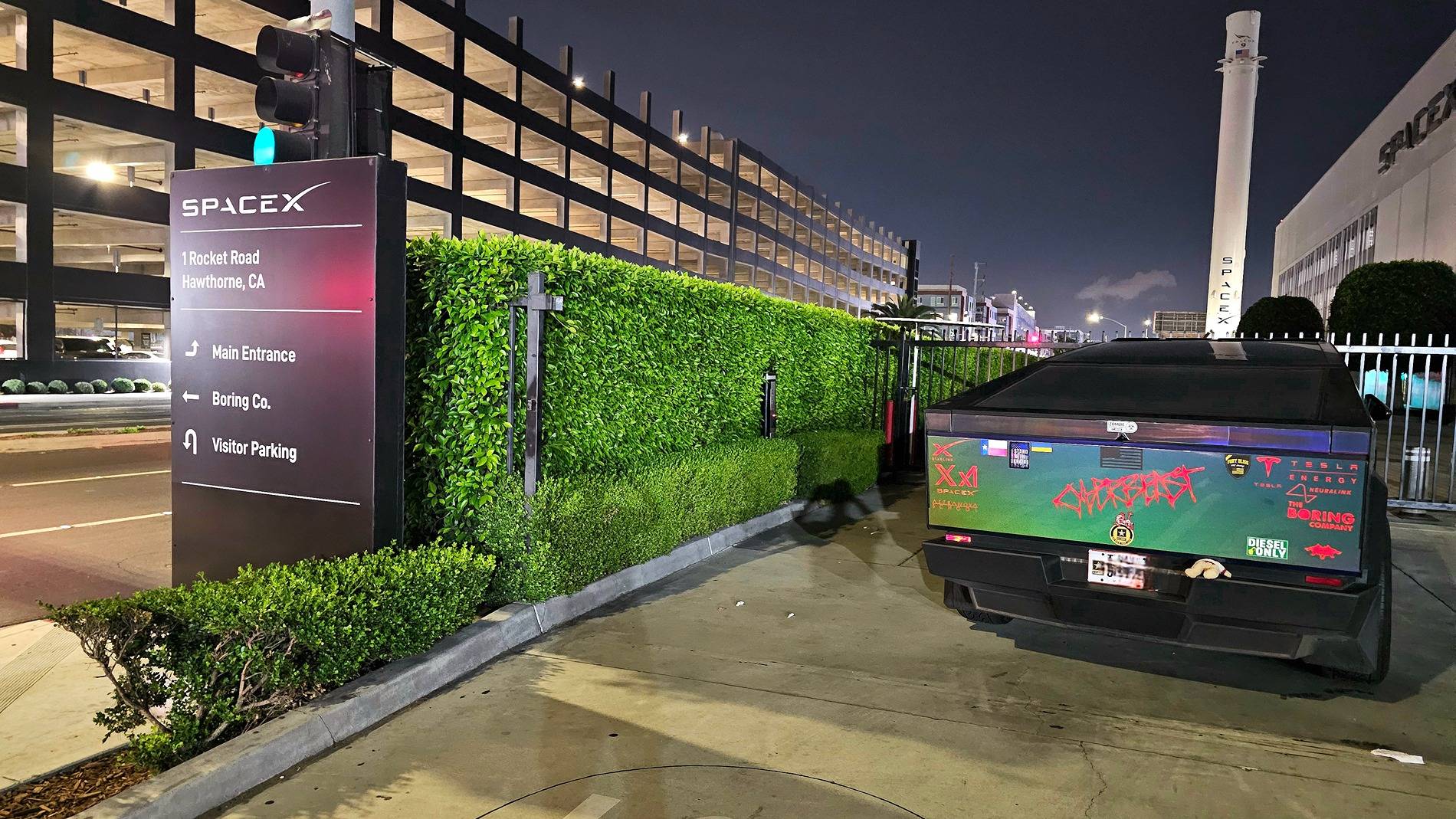 Tesla Cybertruck Daily random Cybertruck photos thread - Post Yours! 📸 🤳 20250702_214238