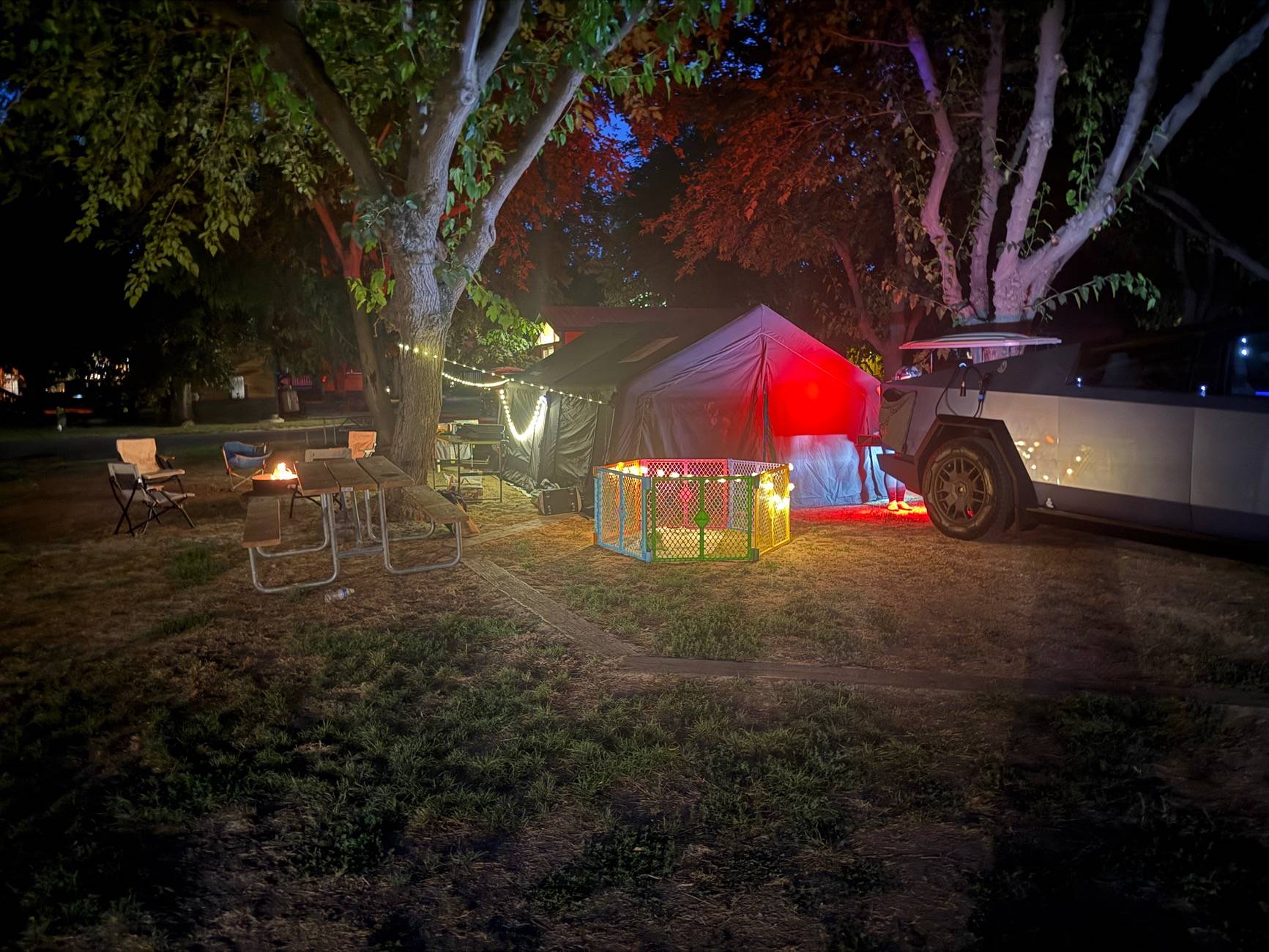 Tesla Cybertruck Share your best Cybertruck Independence Day photo! 1751725620724-08