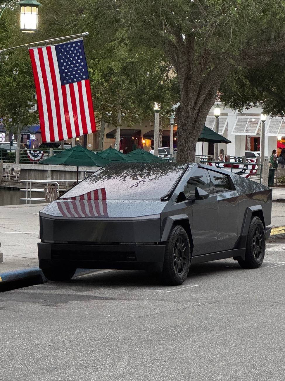 Tesla Cybertruck Share your best Cybertruck Independence Day photo! IMG_3983