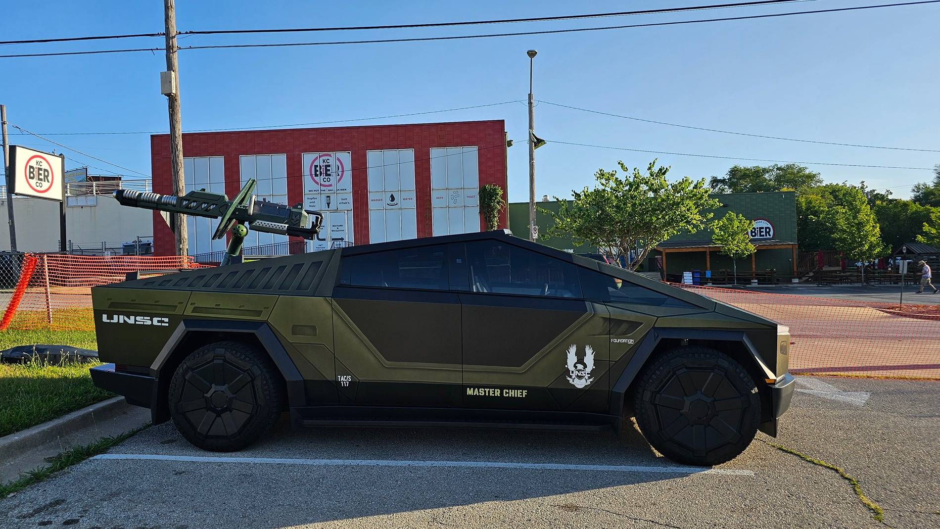 Tesla Cybertruck Cybertruck Defense System (Halo Motif) - Build Progress 20250628_072450