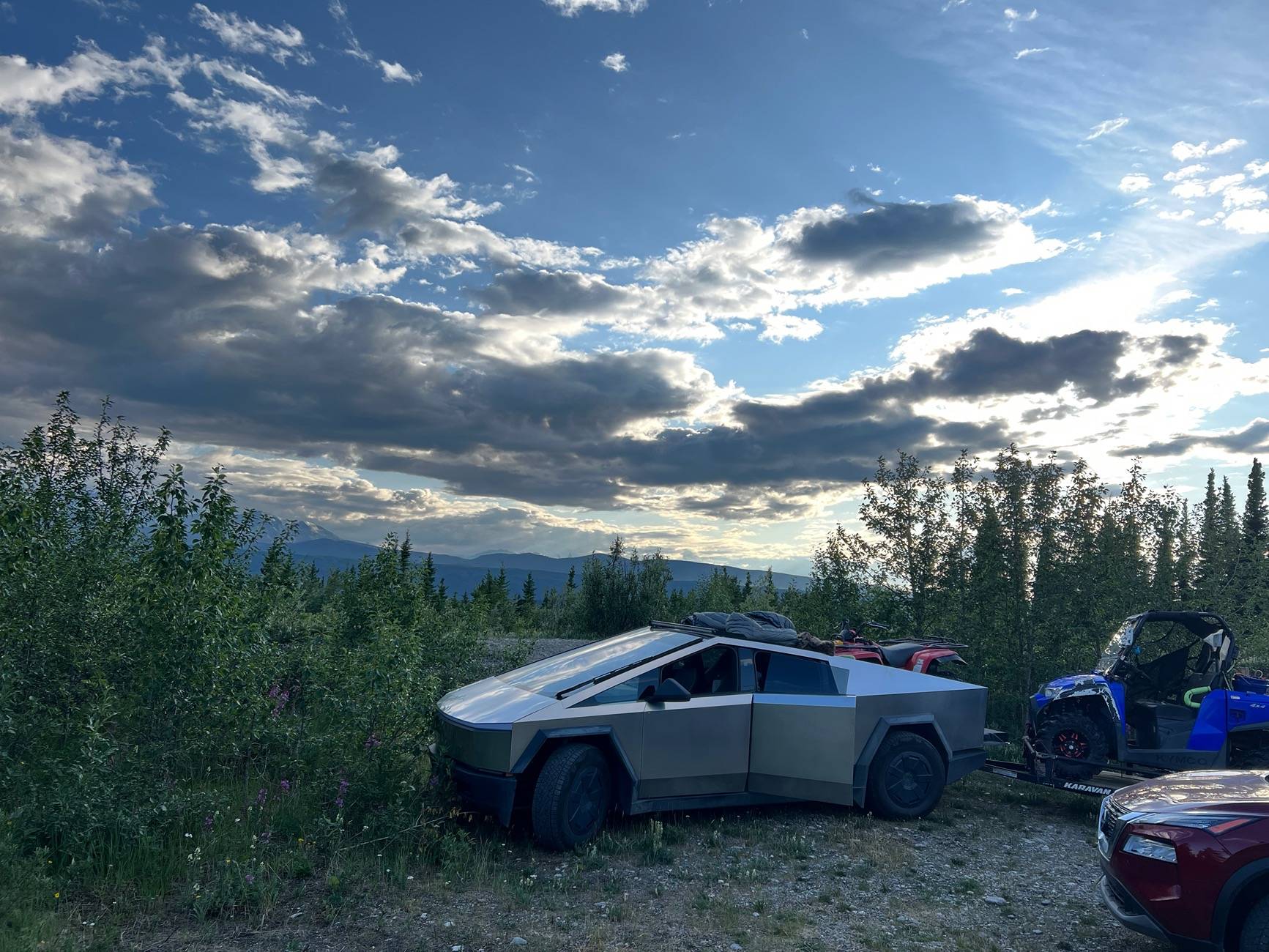 Tesla Cybertruck Daily random Cybertruck photos thread - Post Yours! 📸 🤳 IMG_8075
