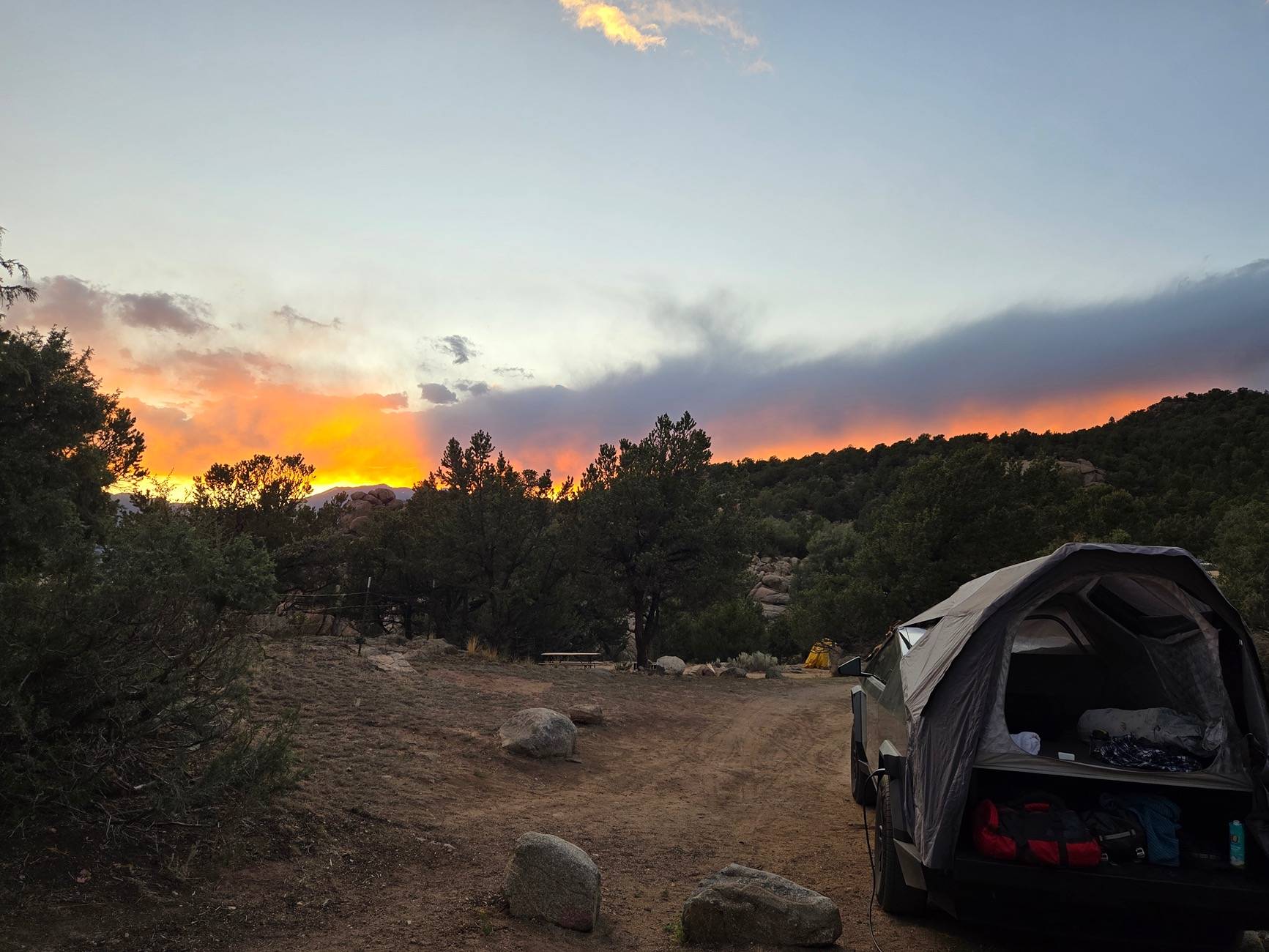 Tesla Cybertruck What Are You Hauling in your Cybertruck? 🦾 👷‍♂️ 5082299990755020446