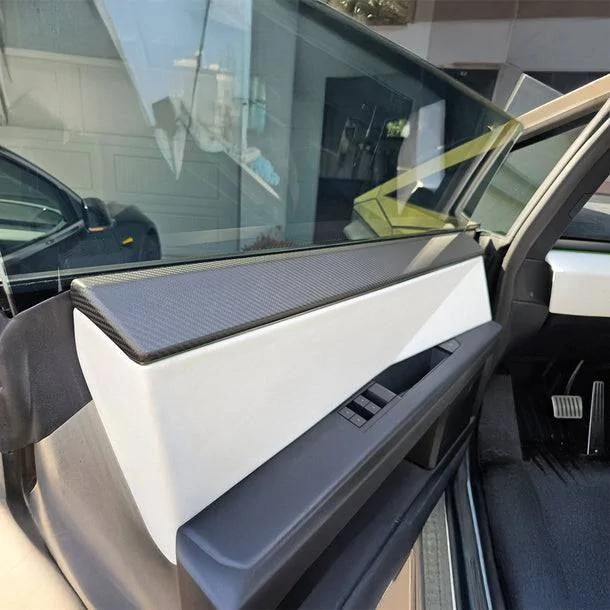 Tesla Cybertruck Your Cybertruck’s Missing Piece? Sleek Carbon Fiber Door Panels 🔧 Yeslak_Cybertruck_Carbon_Fiber_Door_Panel_Covers