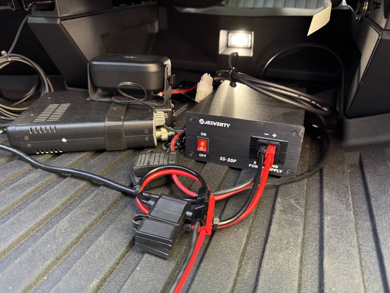 Tesla Cybertruck Exquisite 4-12v Power Supply