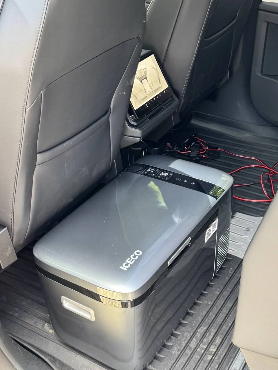 Tesla Cybertruck Exquisite 5-IceCo Fridg