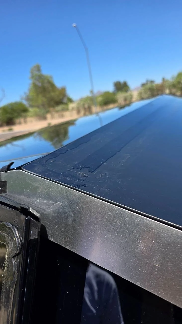 Tesla Cybertruck Just got my lightbar connected but not getting it to work: help please 20250615_135903