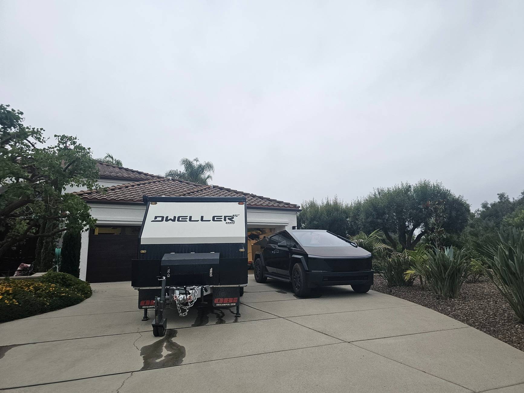 Tesla Cybertruck Did Not Expect 401 Wh/mi with Rack, awnings and U-Haul trailer 20250528_193505