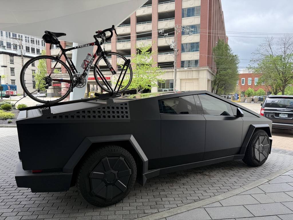 Tesla Cybertruck Cybertruck x Mars Adventure Gear: Show Us Your "Mars-Ready" Setup 327C2C89-4A4A-453A-B951-2CEB8F5734E2_1_105_c