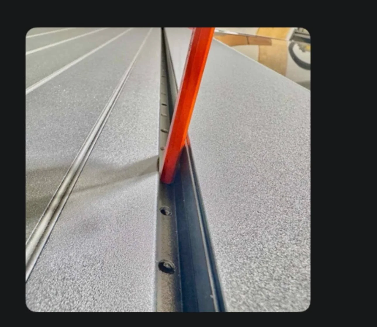 Tesla Cybertruck Leaking in the bed ….. IMG_5718