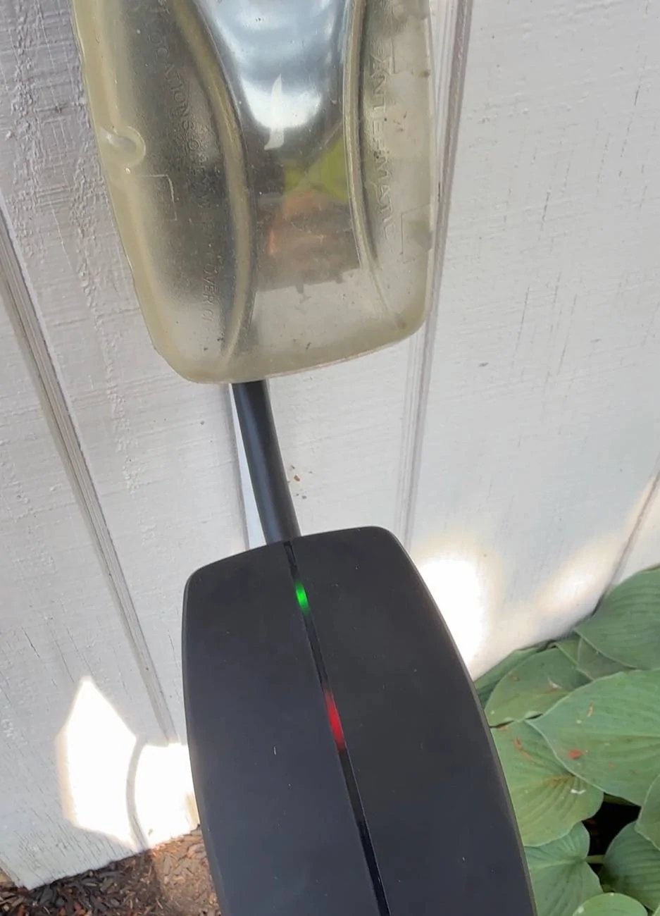 Tesla Cybertruck Mobile Charger Issue - Red Blinking light IMG_4516