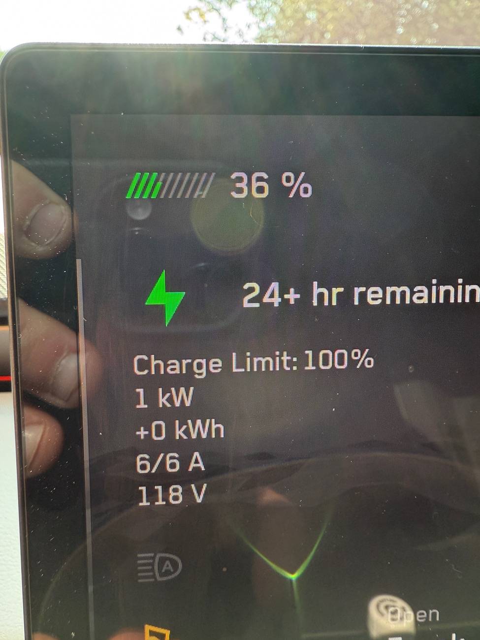 Tesla Cybertruck Mobile Charger Issue - Red Blinking light IMG_4498