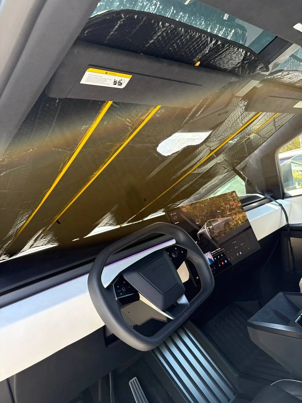 Tesla Cybertruck Windshield Sun Shade for Cybertruck? IMG_7498