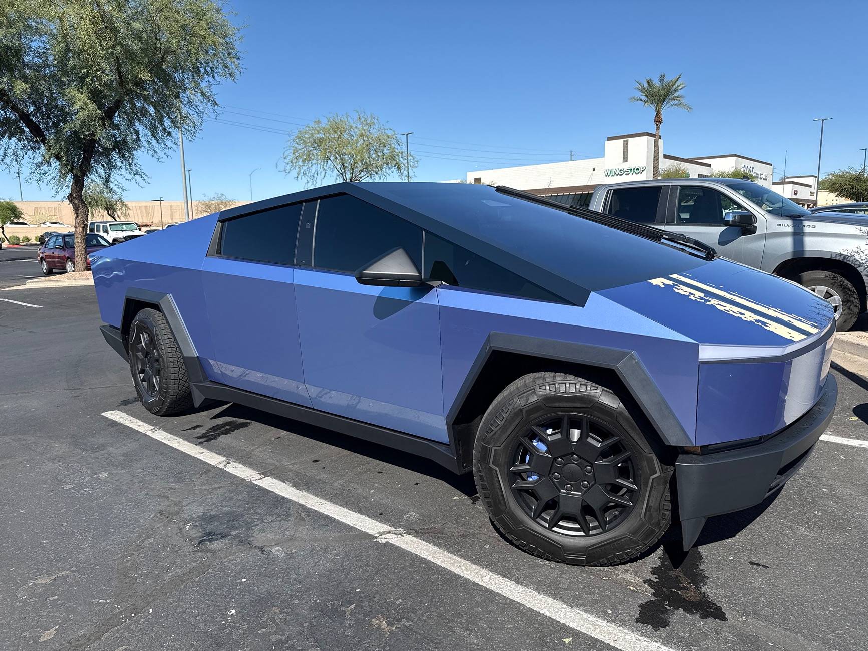 Tesla Cybertruck Please post your racing stripes or ideas IMG_0311