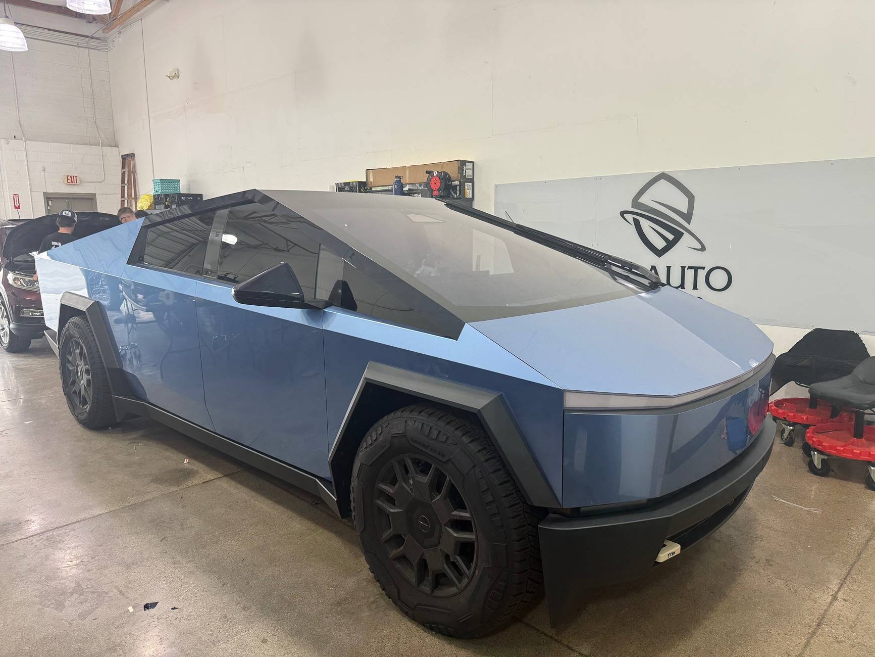 Tesla Cybertruck Please post your racing stripes or ideas IMG_4676