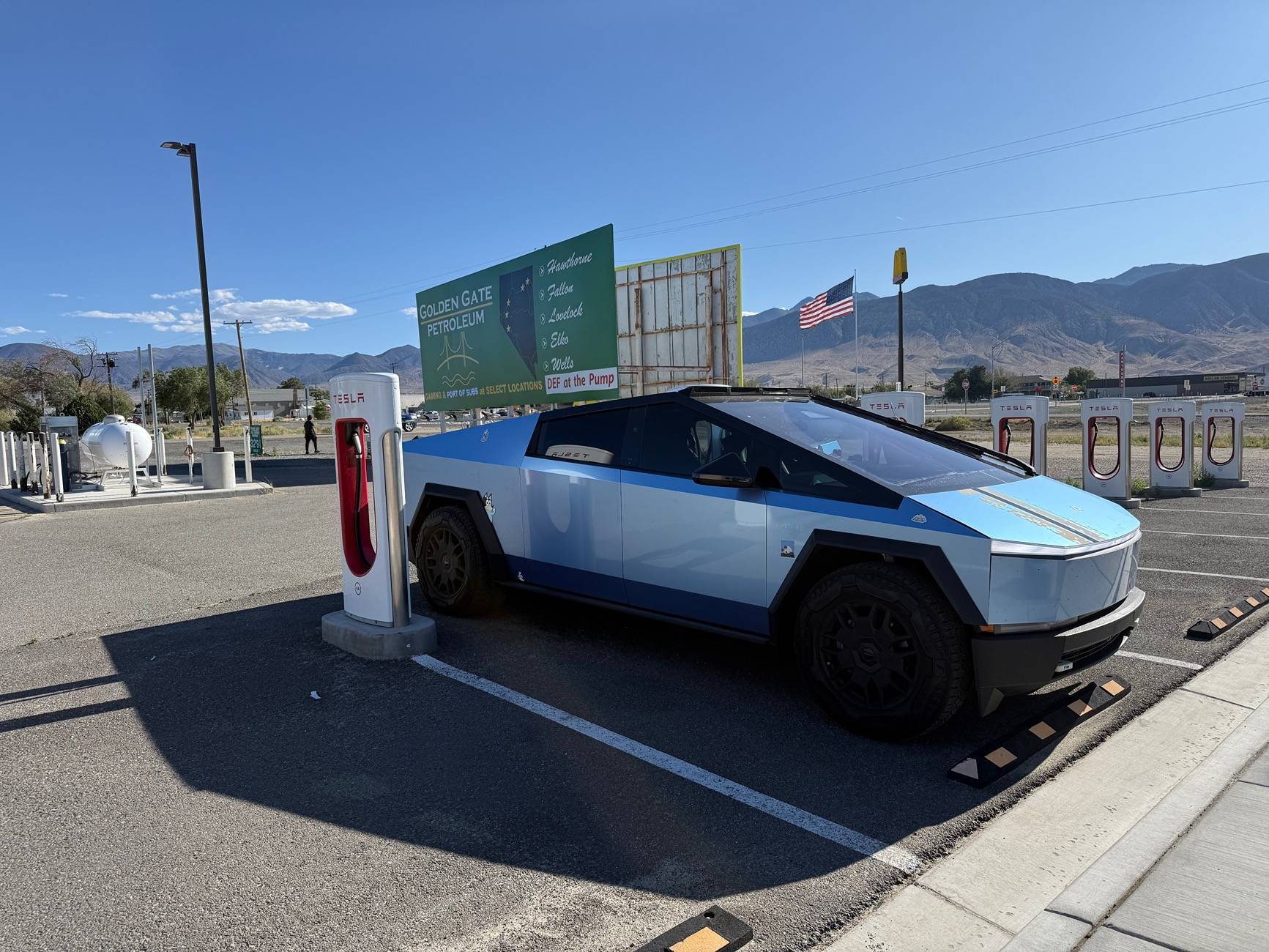 Tesla Cybertruck 👋Vote for July's RWCev CTOTM HERE!! 1hemiarchSubmission1Ac