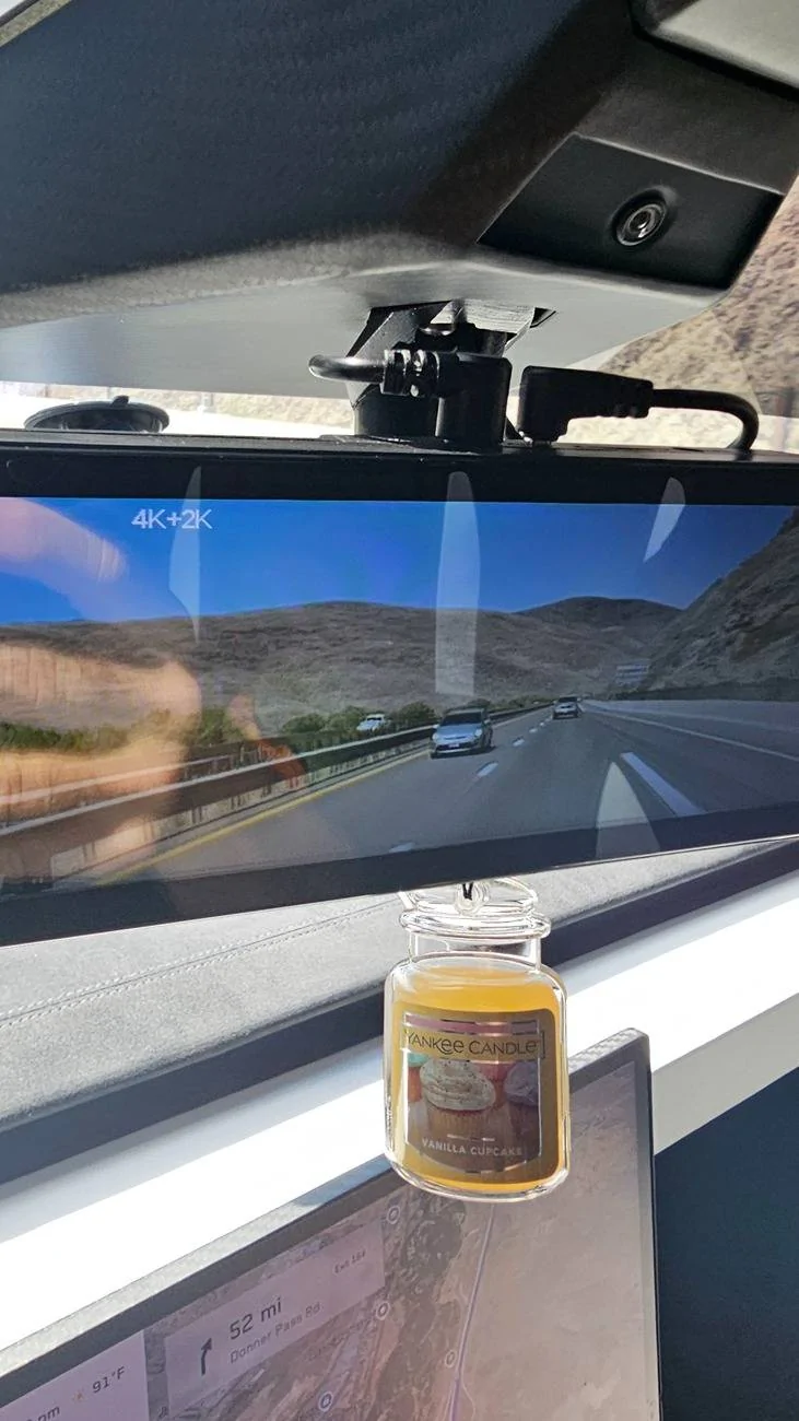 Tesla Cybertruck Hansshow V2 (2.5 / 3) Upgraded Media Rearview Mirror Install Article and Video 20250721_144207