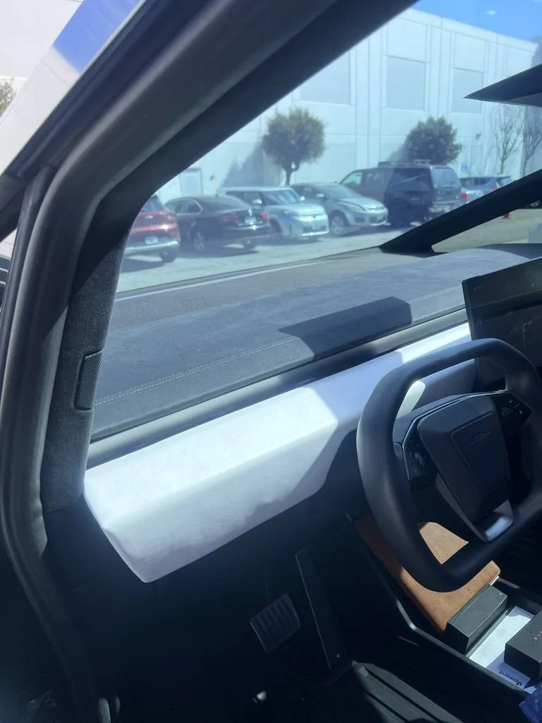 Tesla Cybertruck Would you install the Alcantara suede dash on your AWD? 00B5D028-6E4A-40BA-BE6F-083A9512FC63_1_105_c