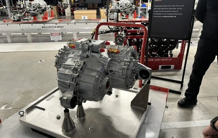 BEAST MODE Cybertruck gets 845HP !! + Front locking differential / diff!