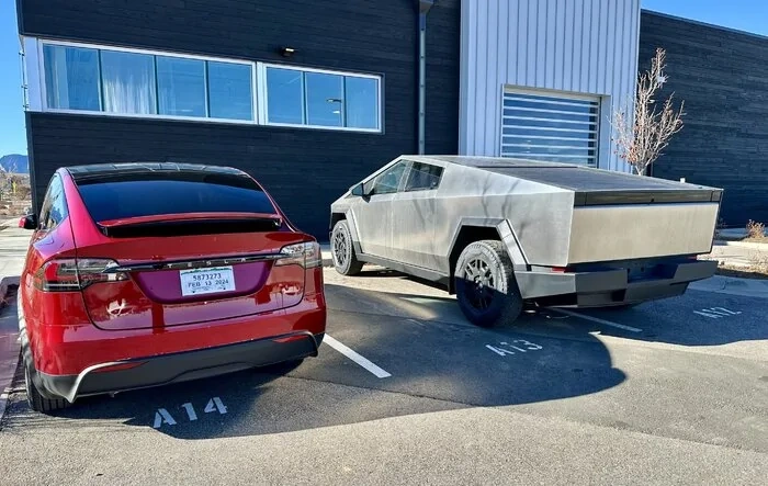Customer Cybertruck arrives @ Colorado Showroom (Superior near Boulder)