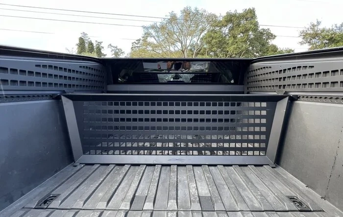 Tesla MOLLE Panels & Divider installed in Cybertruck bed! 😍