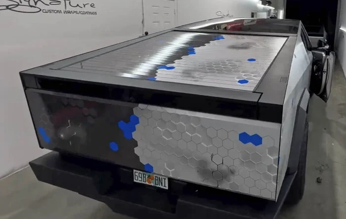 Tonneau cover wrap on Cybertruck! 🤩 [closeup video added]