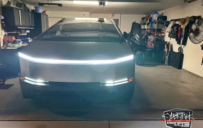 My Cybertruck is Delivered Today January 11!! (non-employee) 👍 First Impressions + Photos 📸