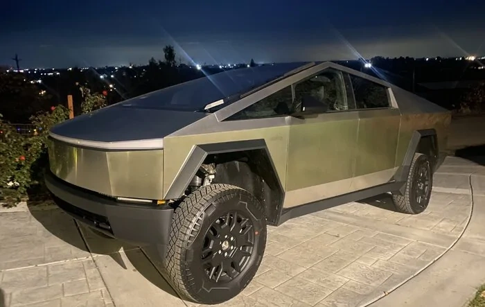Delivered Cybertruck! Central Valley, CA -- Any Questions or Requests?