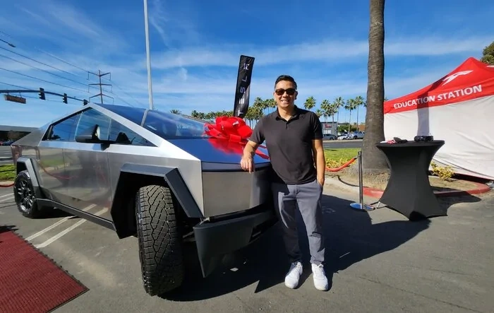Took delivery yesterday in Irvine!  The Cybertruck is simply an amazing vehicle