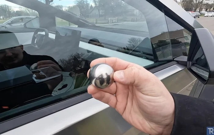 Steel Ball Thrown at Cybertruck Window (Glass Strength Test)