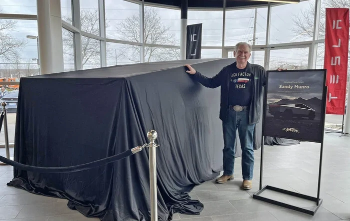 Sandy Munro takes Cybertruck delivery -- first in Michigan. Teardown coming!