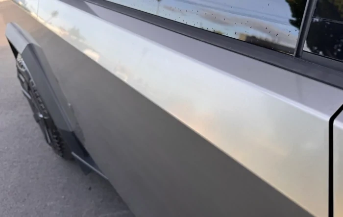 Took our Cybertruck to car wash (photos) + update on ProtectaClear. No fingerprints for weeks now