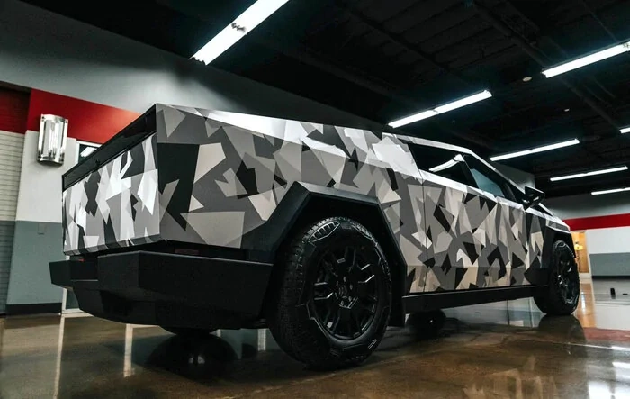 Shattered snow camoflage Cybertruck wrap
