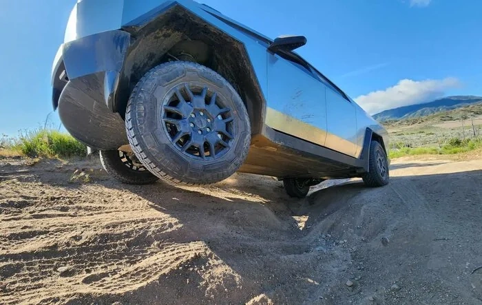 Tested the Off-Road Mode Update on black trails and it's EPIC
