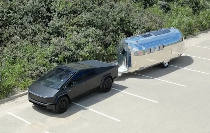 Cybertruck Tow Range Test - towing Volterra travel trailer (3,200 lbs)