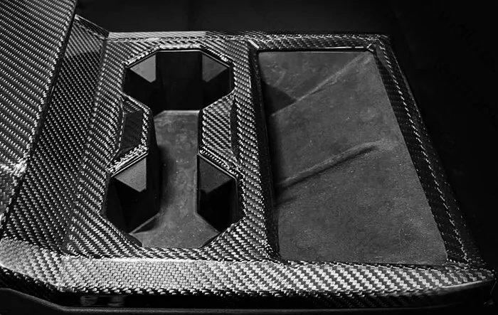 ➫ Tesstudio | World First carbon fiber Armrest Box Cover + Center Console Saddle combo---Pre-Order Now!