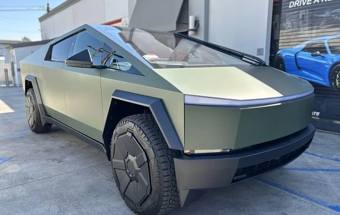 🚀 Showcase: Satin Military Green PPF Wrap on a Cybertruck 🛡️✨