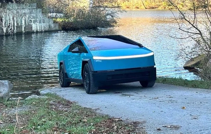 Project complete: Miami Blue Cybertruck