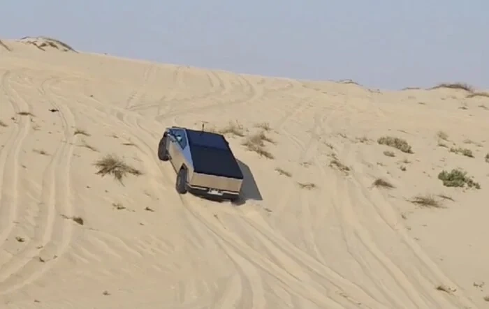 Cybertruck VS soft sand & sand dunes