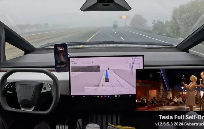 Cybertruck on full self-driving (FSD) 12.5.5.3 drives us through fog, ZERO safety interventions!