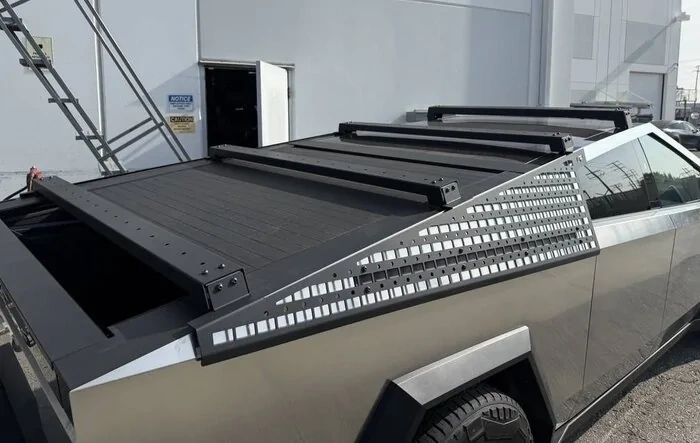 Customer install of UP Roof Racks and MOLLE Sails